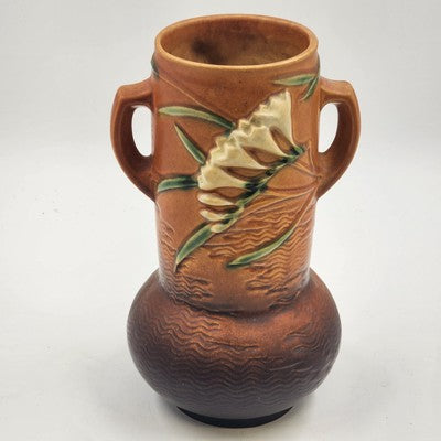 Roseville Pottery Two-Handled Freesia Pattern Terra Cotta Vase 126-10 USA 1945