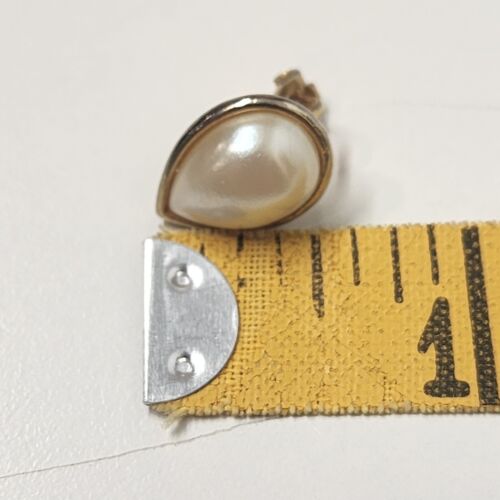 Teardrop Faux Pearl Clip-On Earrings Gold Tone Setting 0.5" Long Vintage