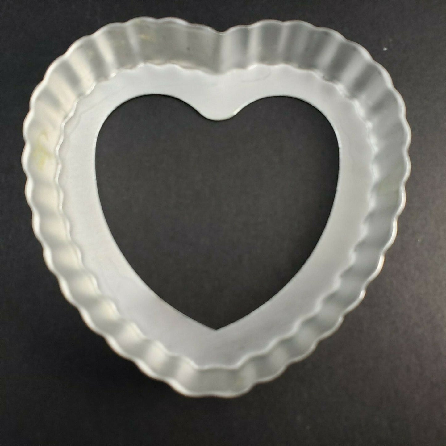 9 Valentine Day Heart Cookie Shape Cutters Baking Kitchen Plastic Metal Vintage