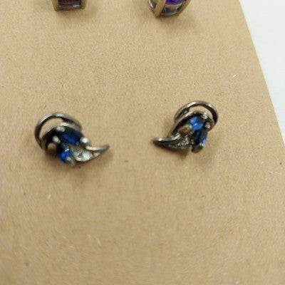 Set of 2 Stud Earrings Silver Tone with Purple and Blue Rhinestones
