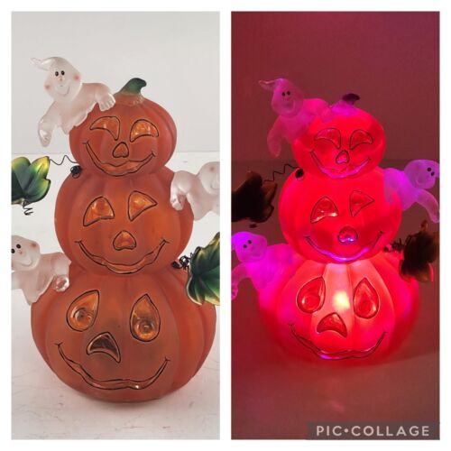 3 Stacked Pumpkins Light up Ghosts 2004 Color Changing Halloween Harvest 7" Tall