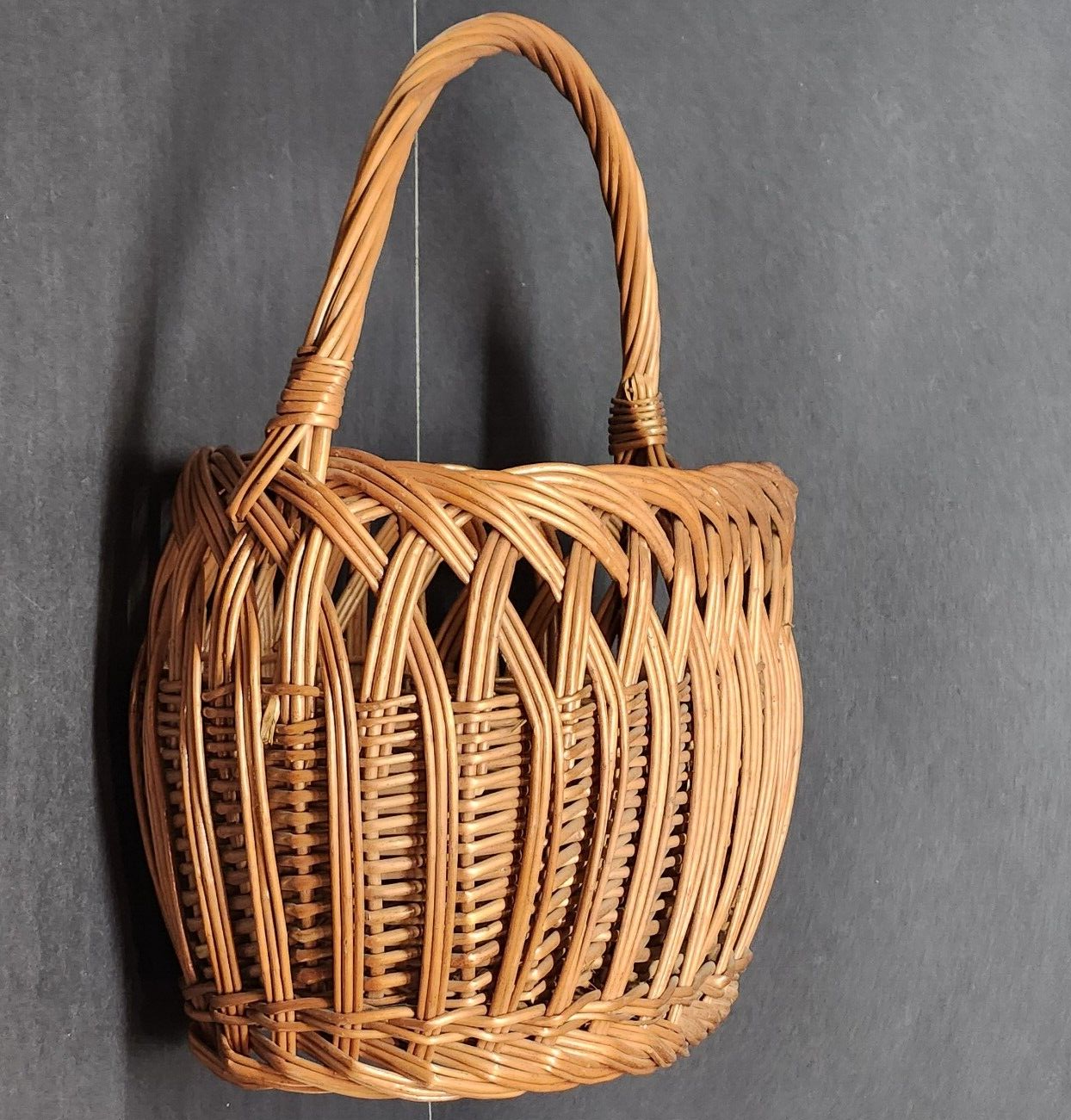 Unbranded Brown Woven Straw Wicker Market Basket French Style Vintage w Handle