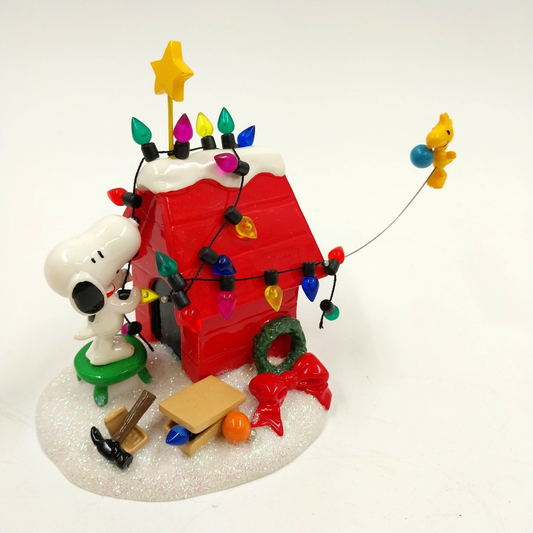 Dept 56 Peanuts "Getting Ready For Christmas" Figurine Snoopy Woodstock Box 3.5"