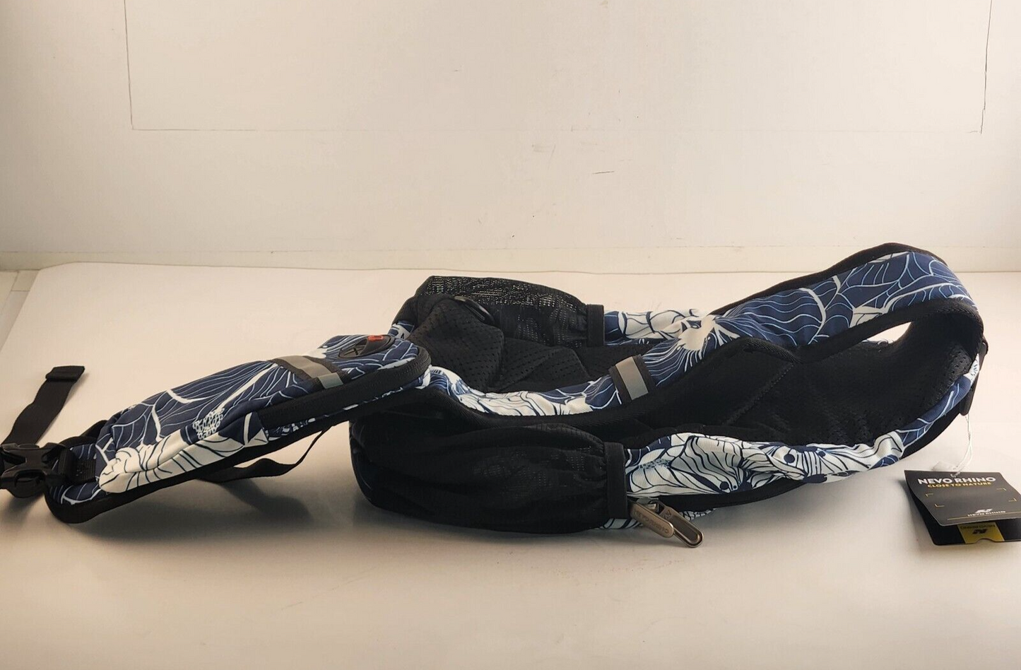 Nevo Rhino Sling Crossbody Backpack Side Bag Blue And White Floral Design NOS