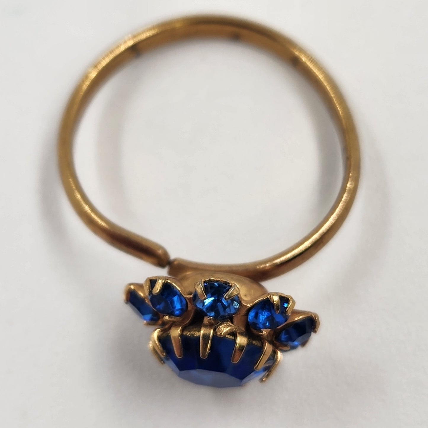 Adjustable Gold Tone Ring Large Blue Rhinestone with Accent Stones Size 9 Vtg