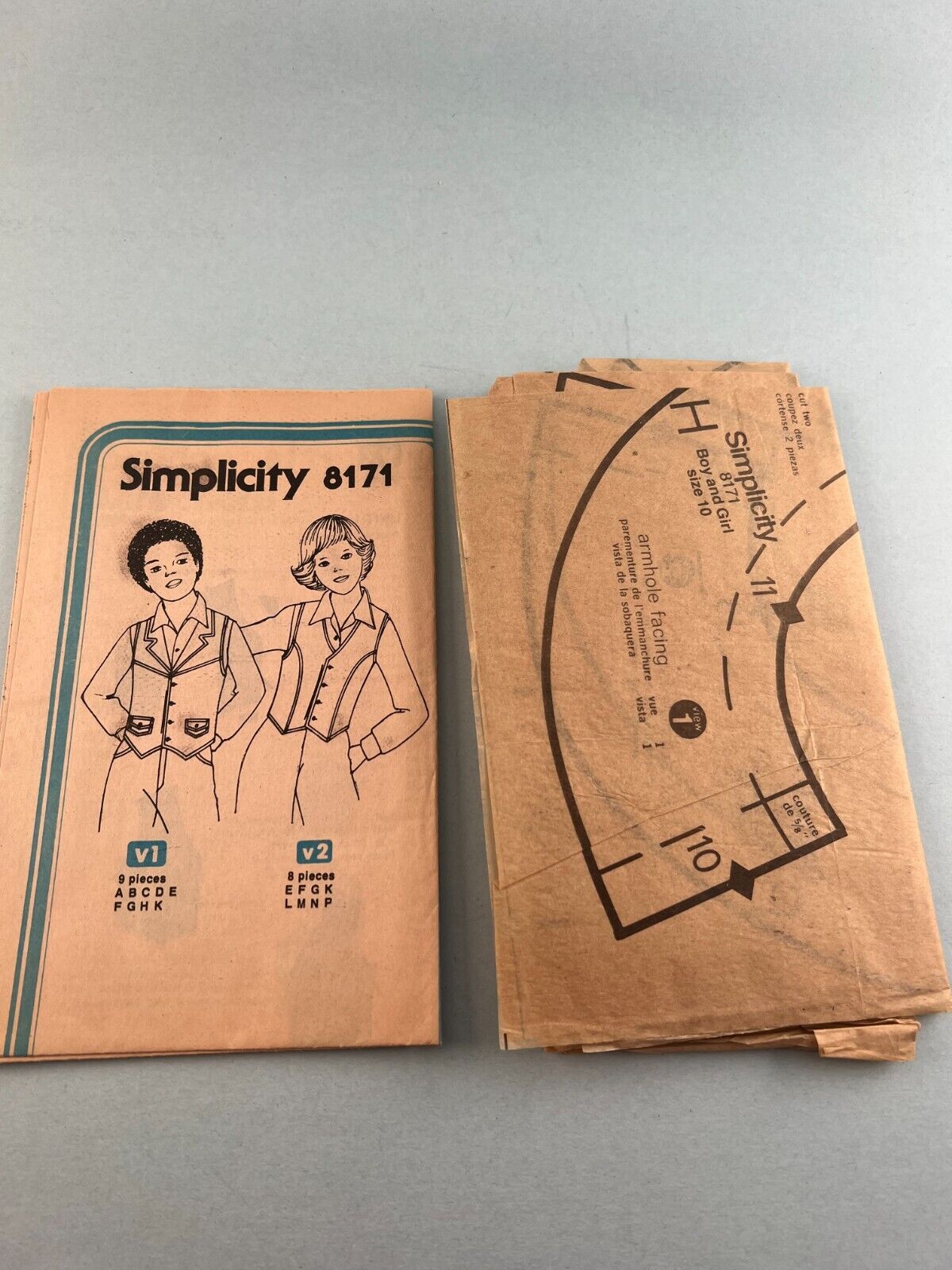 Simplicity 8171 Vintage Sewing Pattern 1977 Boys or Girls Top Stitched Vest 10