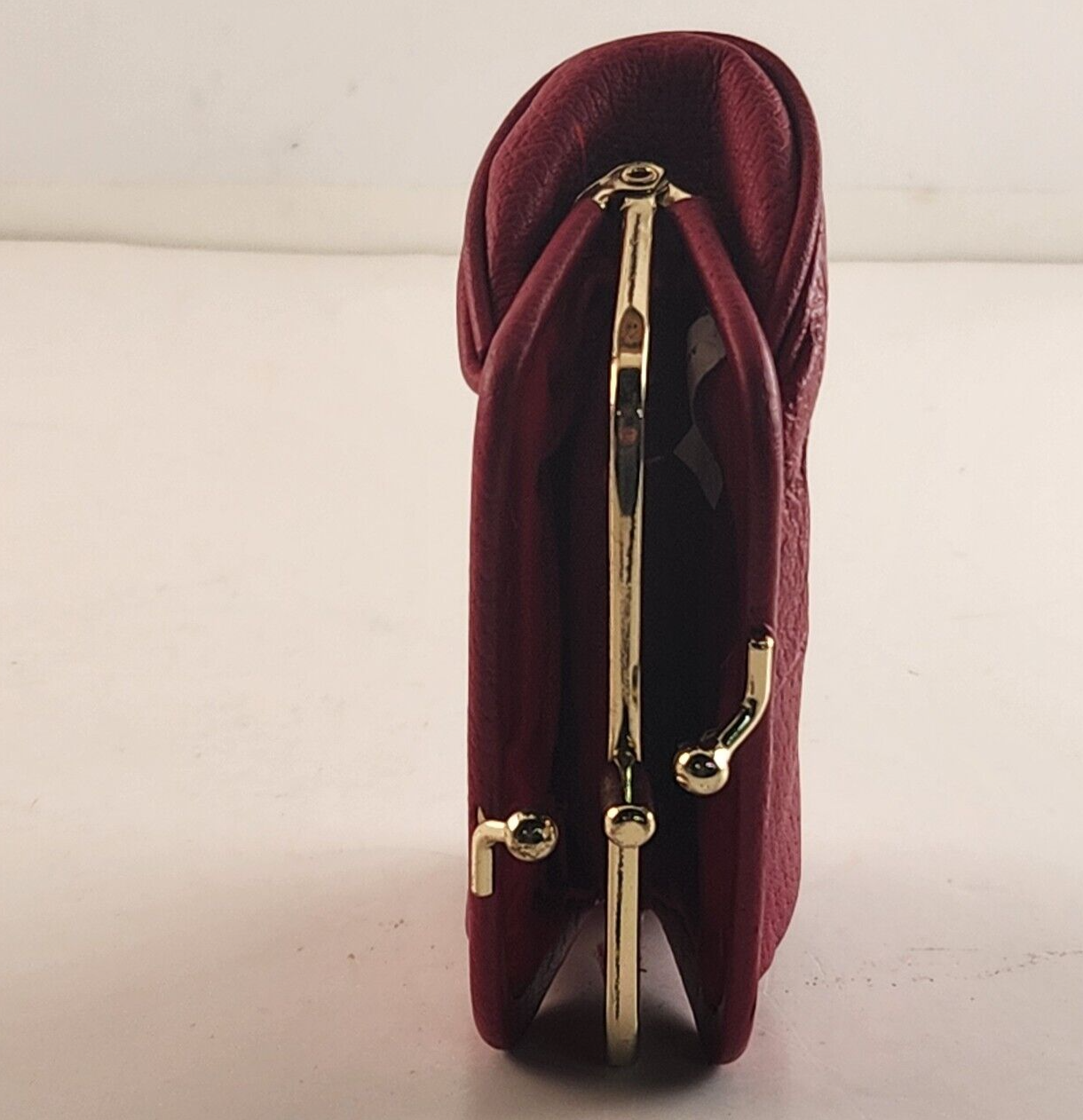 Red Leather Coin Purse Gold Accents Kiss Closure Interior Zipper