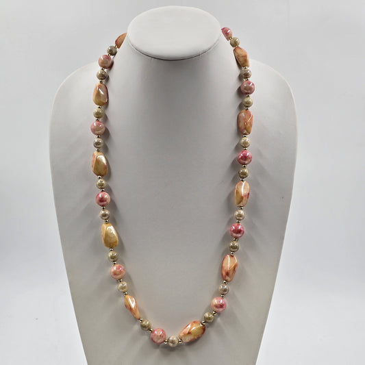 Pink Peach Coral Shiny Faux Jade Stone Acrylic Beads in Gold Tone Necklace 14.5"