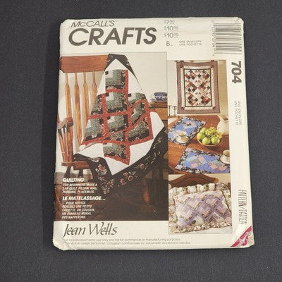 McCall's Craft 704 Vintage Sewing Pattern 1991 Uncut Beginners Quilting Package