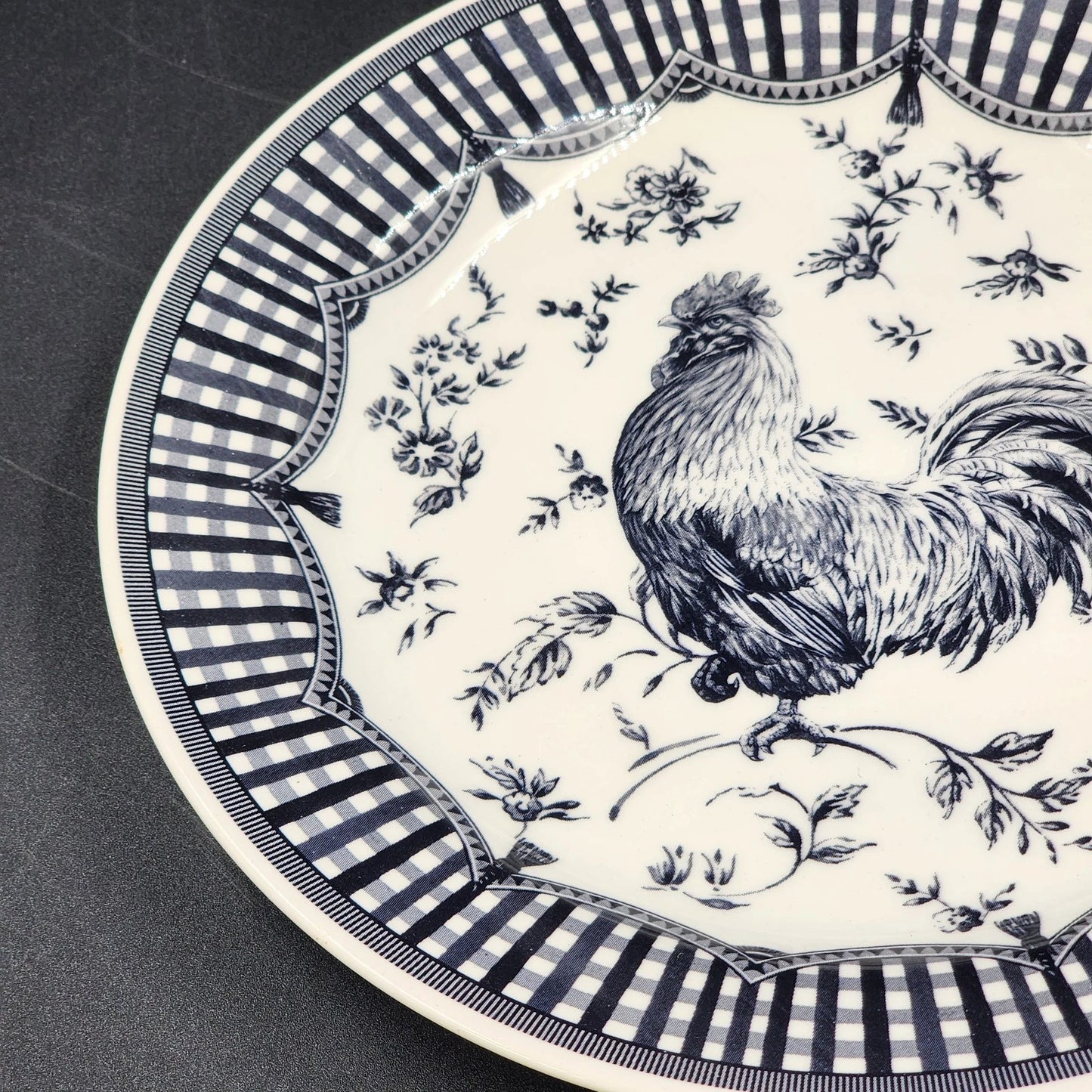 Queen’s Churchill Rooster Dinner Plate Black 10.5" Toile Floral Gingham Colombia
