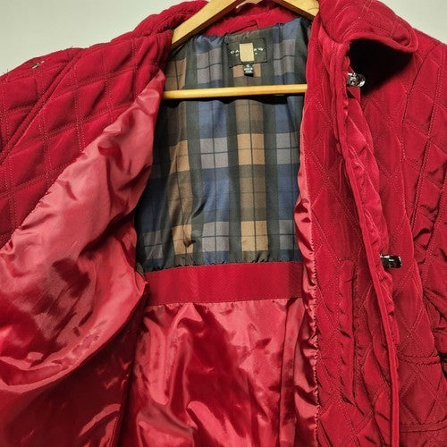 Gallery Women's Red Quilt Jacket Eyelet Closure Side Pocket 1X Long Sleeve China