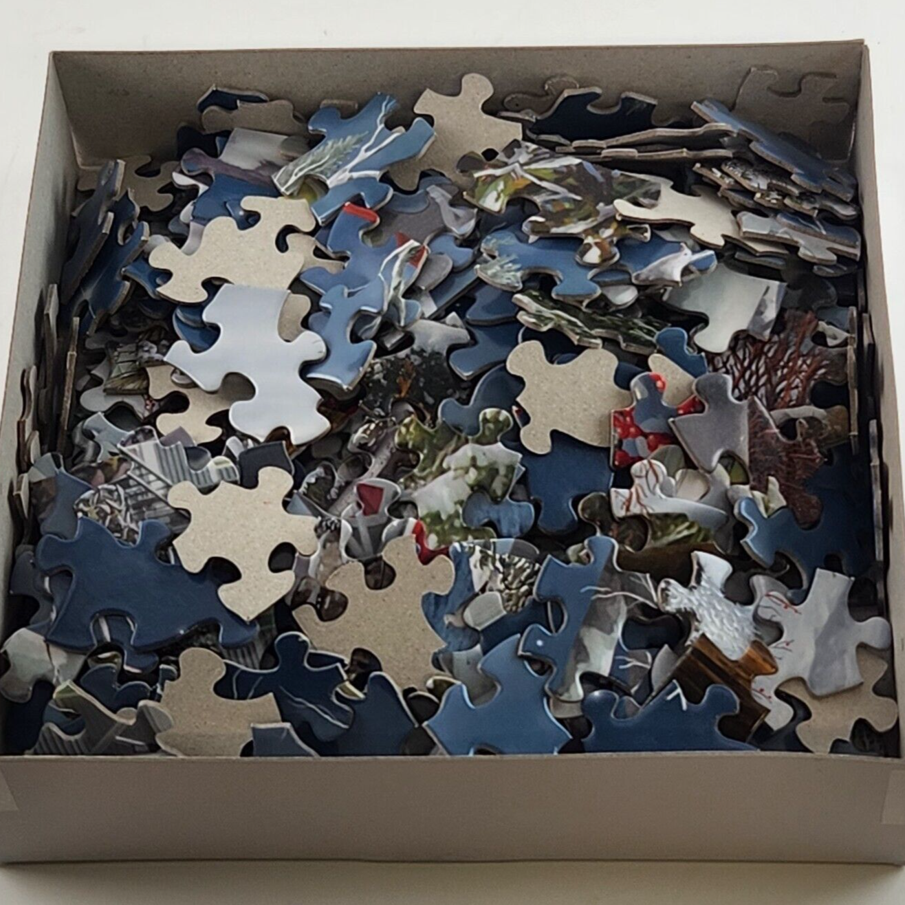 300pc Jigsaw Puzzle Bits & Pieces GUIDING LIGHTS by Alan Giana 18" x 24"