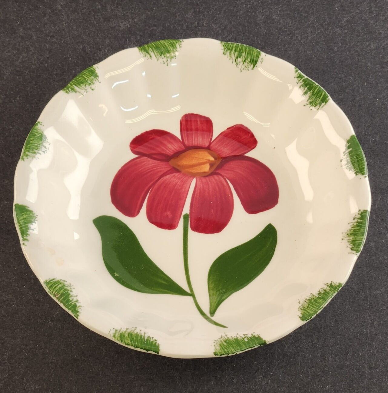 Southern Potteries Blue Ridge Beth Design Hand Painted Desert Bowl 5½"