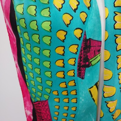 Robin Ruth Holland Tulip Wind Mill Wood Shoe Rectangle Scarf 64" 100% Polyester