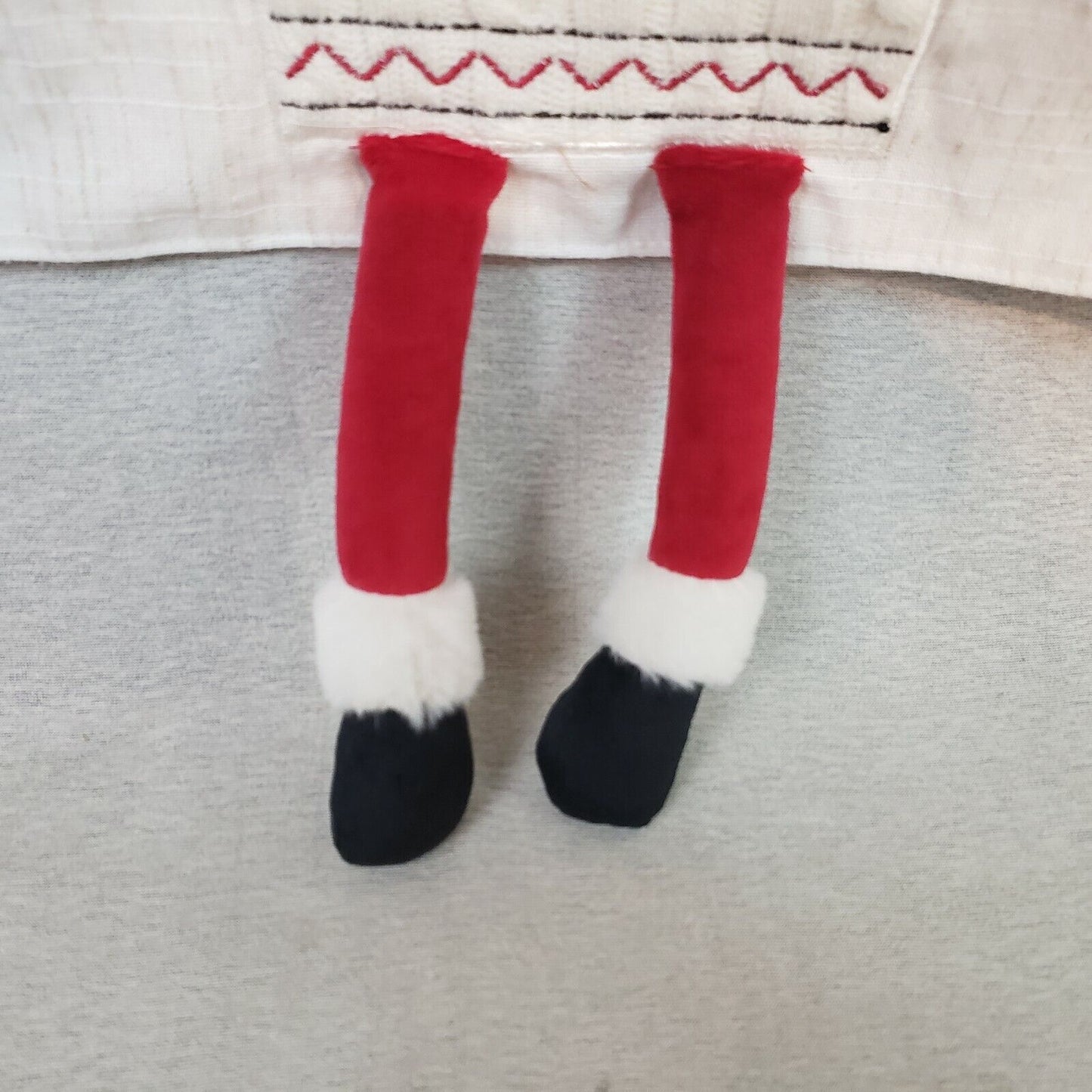 Nicole Miller Christmas Reindeer Table Runner New 14" x 72" Legs Over the Ends