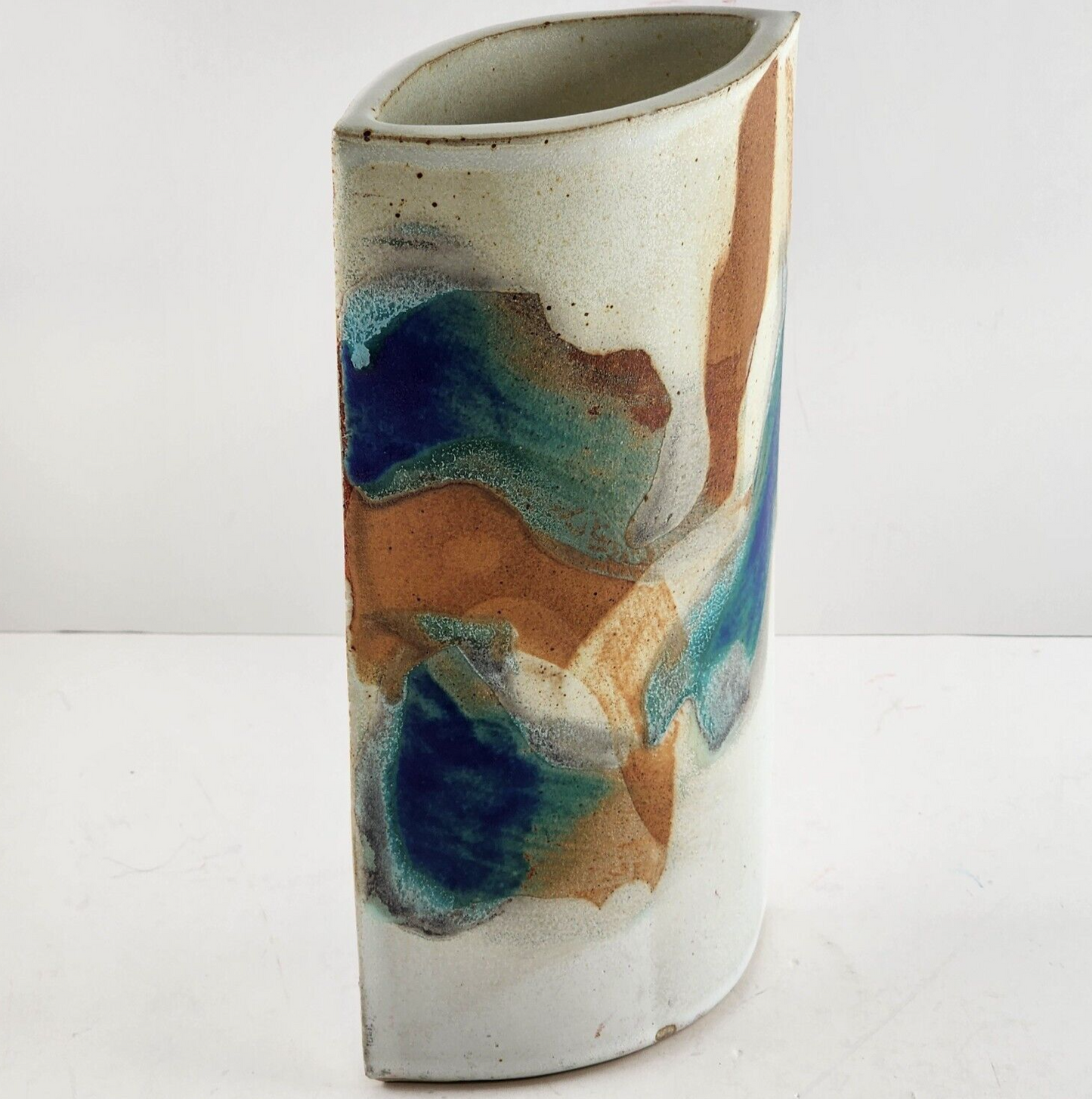 Evelyn LaMers Pottery Handmade Ellipse Vase Distinct Glaze Coloring 9.5" Vintage