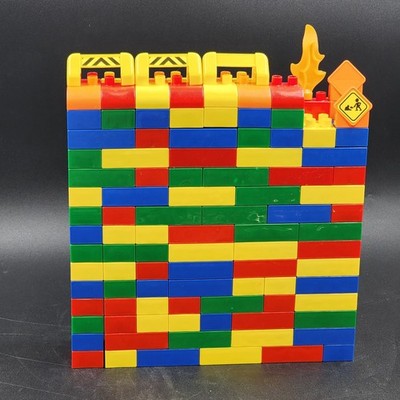 Lot of Mega Bloks 190 Building Blocks and 18 Pcs People Cars Equipment & Tools
