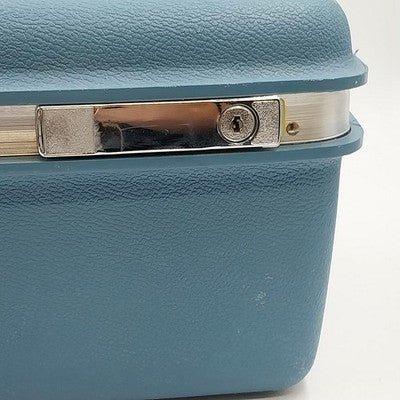 Samsonite Travel Makeup Train Case Blue Royal Traveller Montbello II Mirror Key