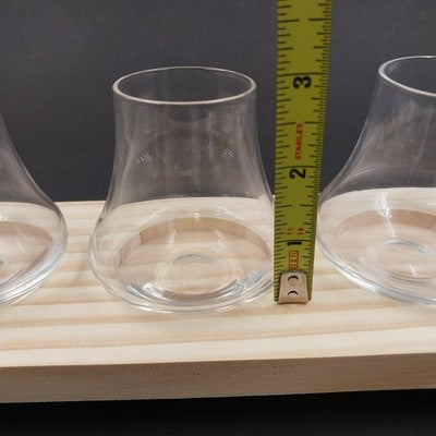 True Spirit Whiskey Tasting Flight Kit 3 Liquor Glasses 5 oz Wooden Tray Footed