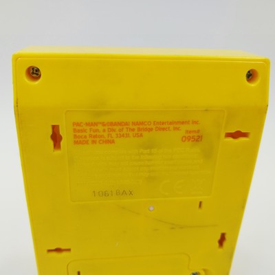 Bandai Namco Pac-Man Mini-Arcade Electronic Handheld Game Retro 90s New Battery