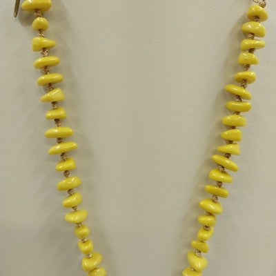Plunder Alexandra Necklace Gold Tone Chain w Pale Yellow Beads & White Pendant