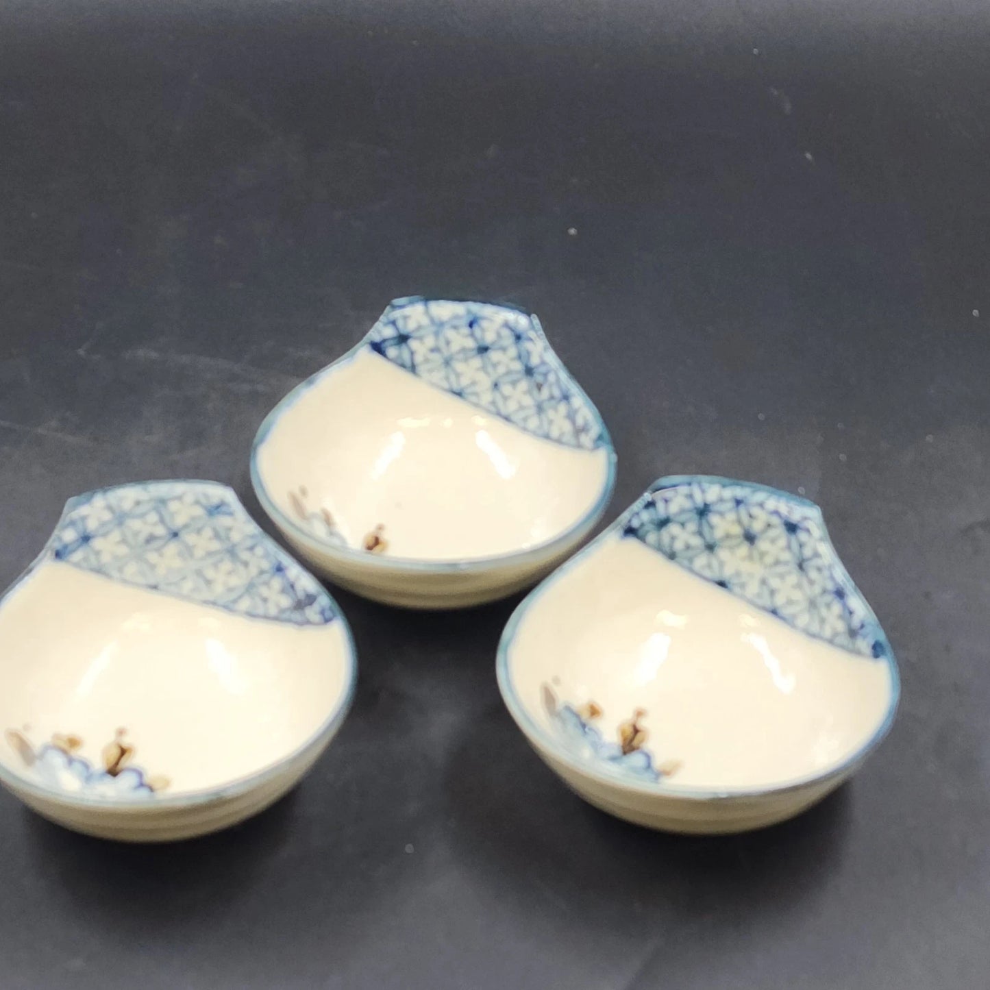 3 Japanese Ceramic Tonsui Bowls Blue Floral Hand Painted Porcelain Nabe Hot Pot