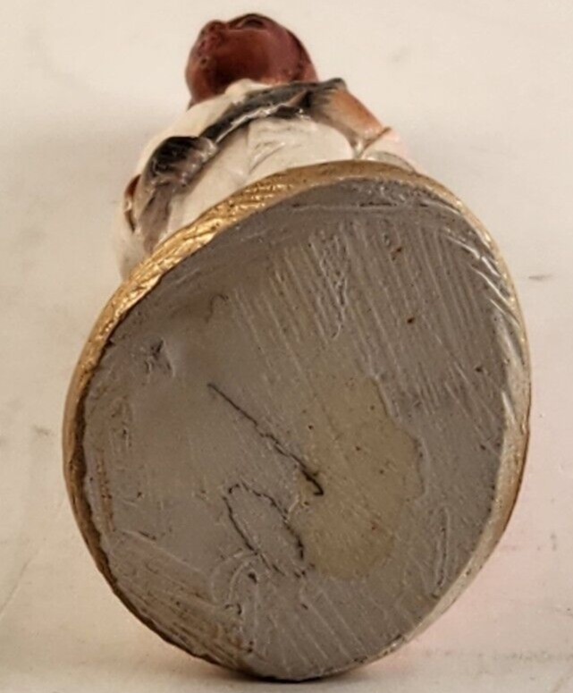 Hollow Chalk ware Plaster Nativity Scene Indian Wisemen Figurine Vintage