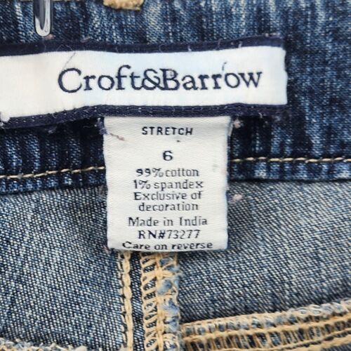 Croft & Barrow Women's Denim Capri Jeans Size 31" Blue 5 Pocket Brass Button Det