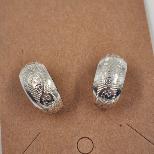 2 Pair Silver Tone Hoop Earrings Paisley Etched & Flat Round Lever Back