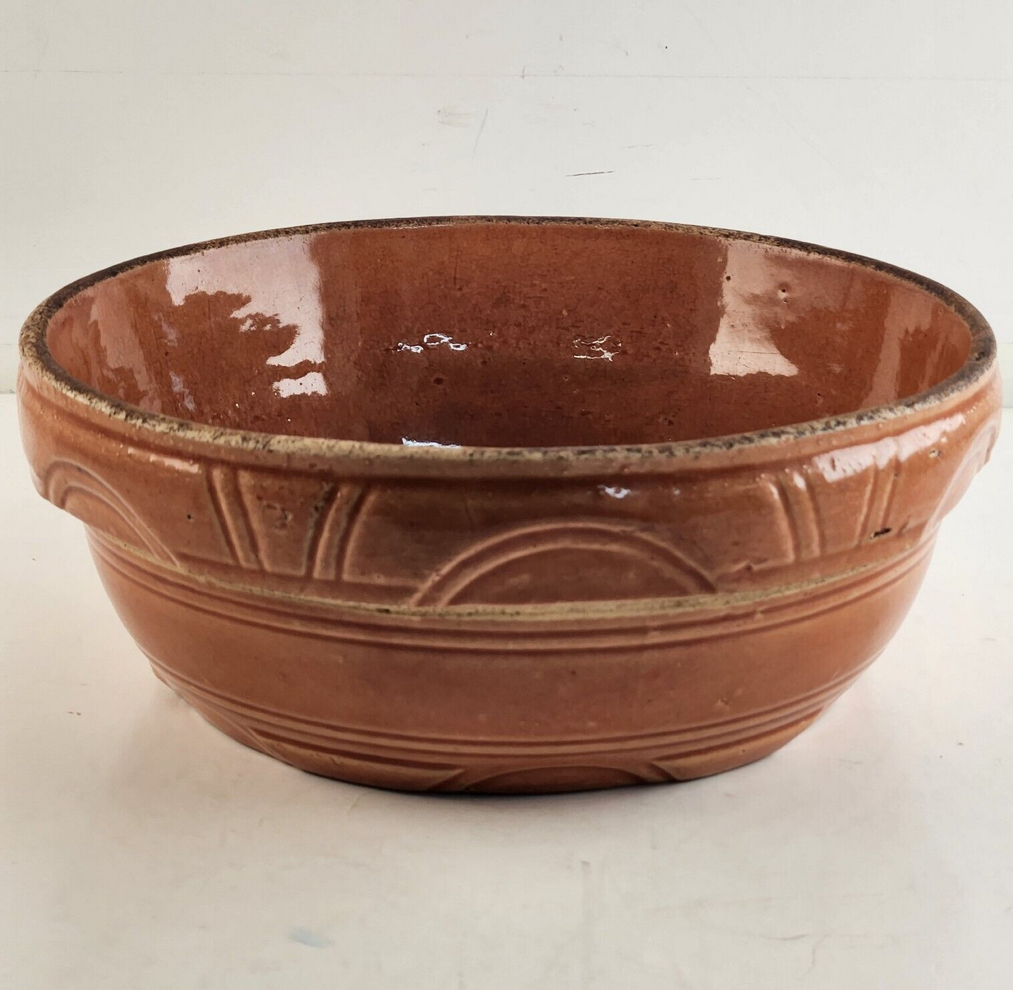 Watt Pottery Ovenware Brown Crock Bowl Heavy Rim USA 8½" Across x 3" H Vintage