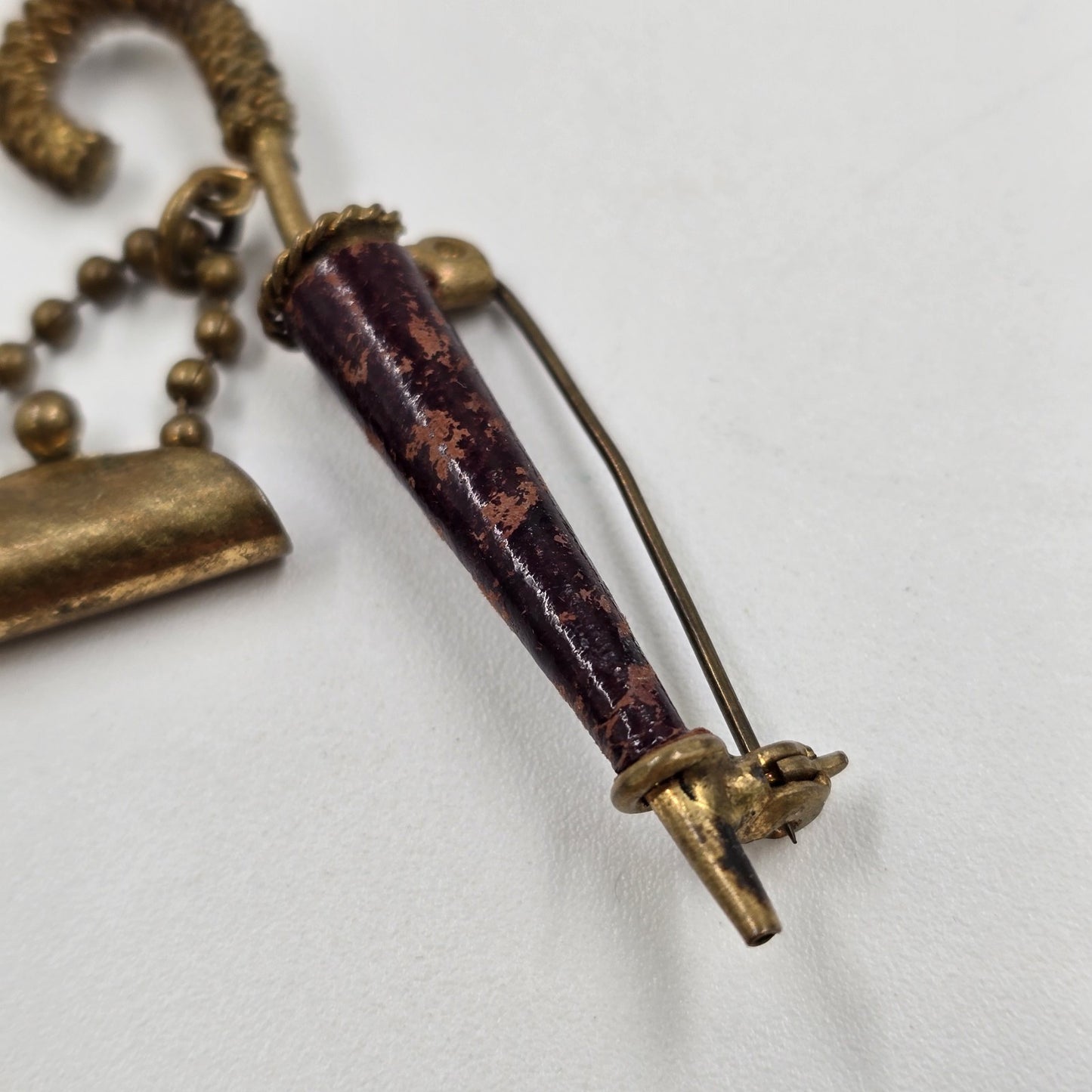 Gold Tone Umbrella with Handbag Purse Dangle Drop Brass Brooch Pin 2.5"