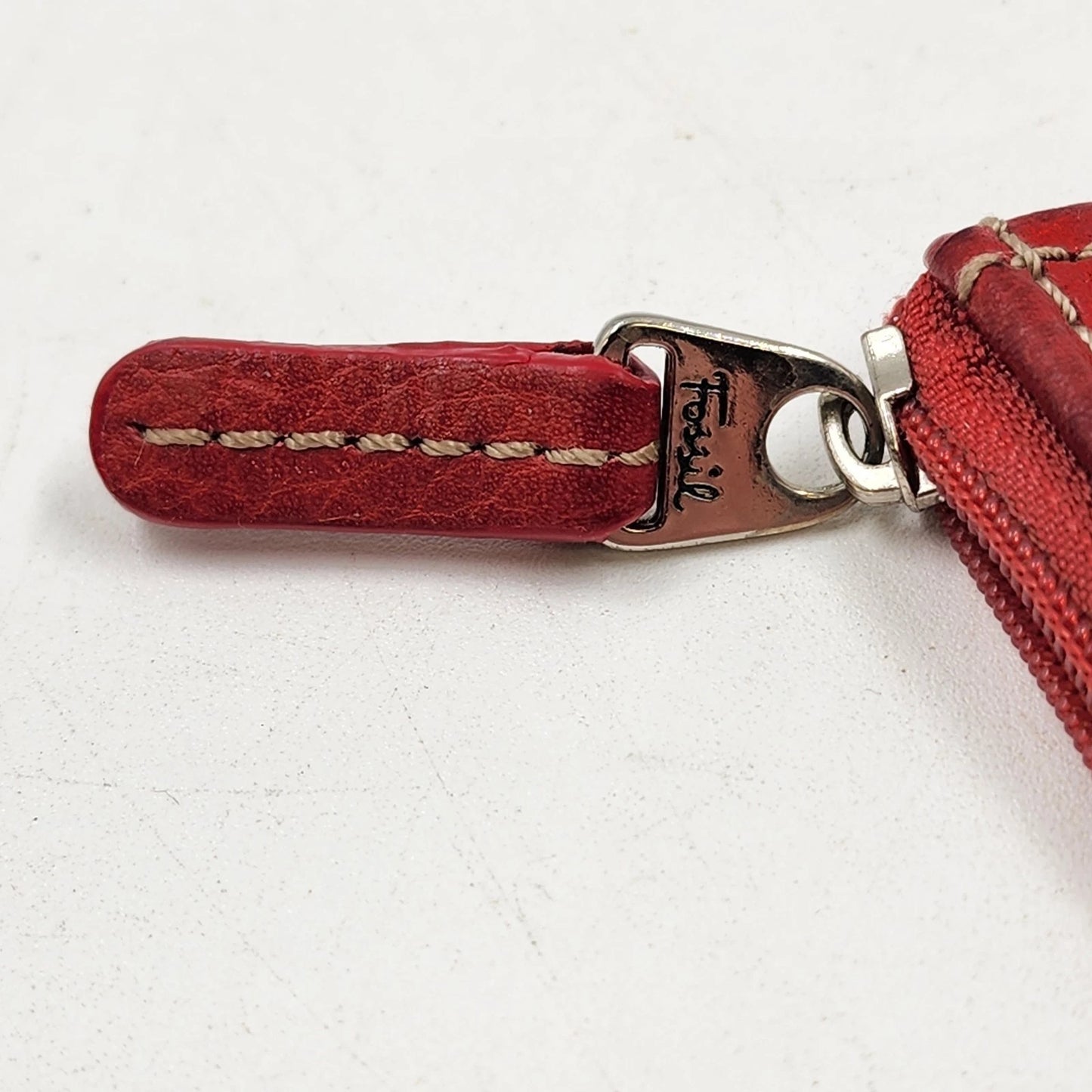 Fossil Red Leather Mini Wallet ID Window Keychain Coin Zip Pouch 4.25"
