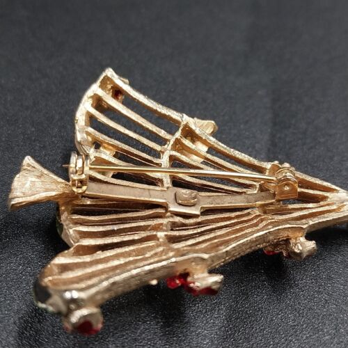 Goldtone Brooch Christmas Tree Hand Painted Red Ribbon Green Garland 2.25 in