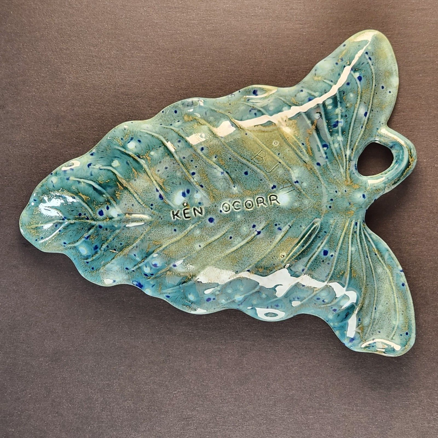 Ken Ocorr Pottery Aqua Blue Green Leaf Shell Trinket Dish Nut/Candy Bowl 10" L