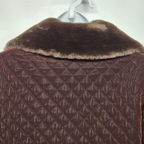 East West Quilted Women's Dark Red Velour Coat Black Faux Fur Collar Med Petite