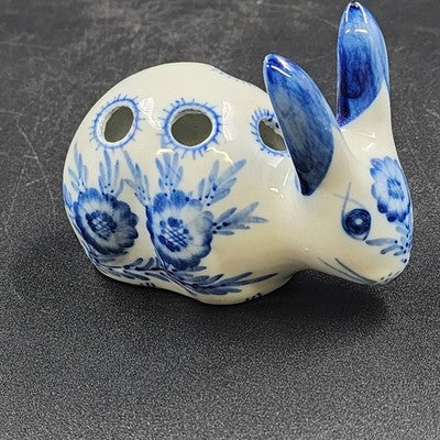 Blue White Porcelain Bunny Rabbit Flower Frog 4.5" 5 Holes Floral Holder