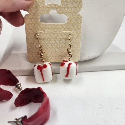 Set 2 White Red Disney Gift Box & Deep Red Wide Hoop Wavy Stud & Drop Earrings