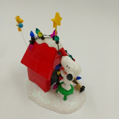 Dept 56 Peanuts "Getting Ready For Christmas" Figurine Snoopy Woodstock Box 3.5"