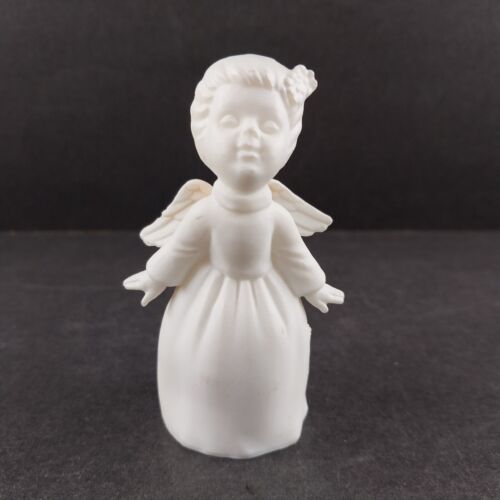 Boy & Girl Kissing Angels Molded Plastic Christmas Collectible Figurines Vtg 3"