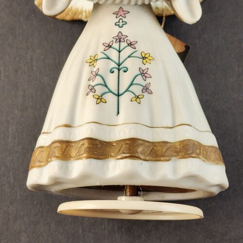 Schmid Ceramic Angel Musical Music Box Accordion Brahms Lullaby Turns Movement