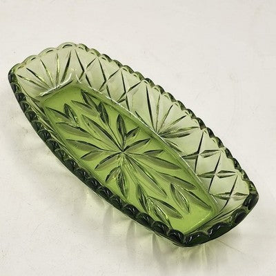 Hazel Atlas Oblong Relish Dish Green Glass Prescut Star & Scallop Edge 9.5"x4.5"