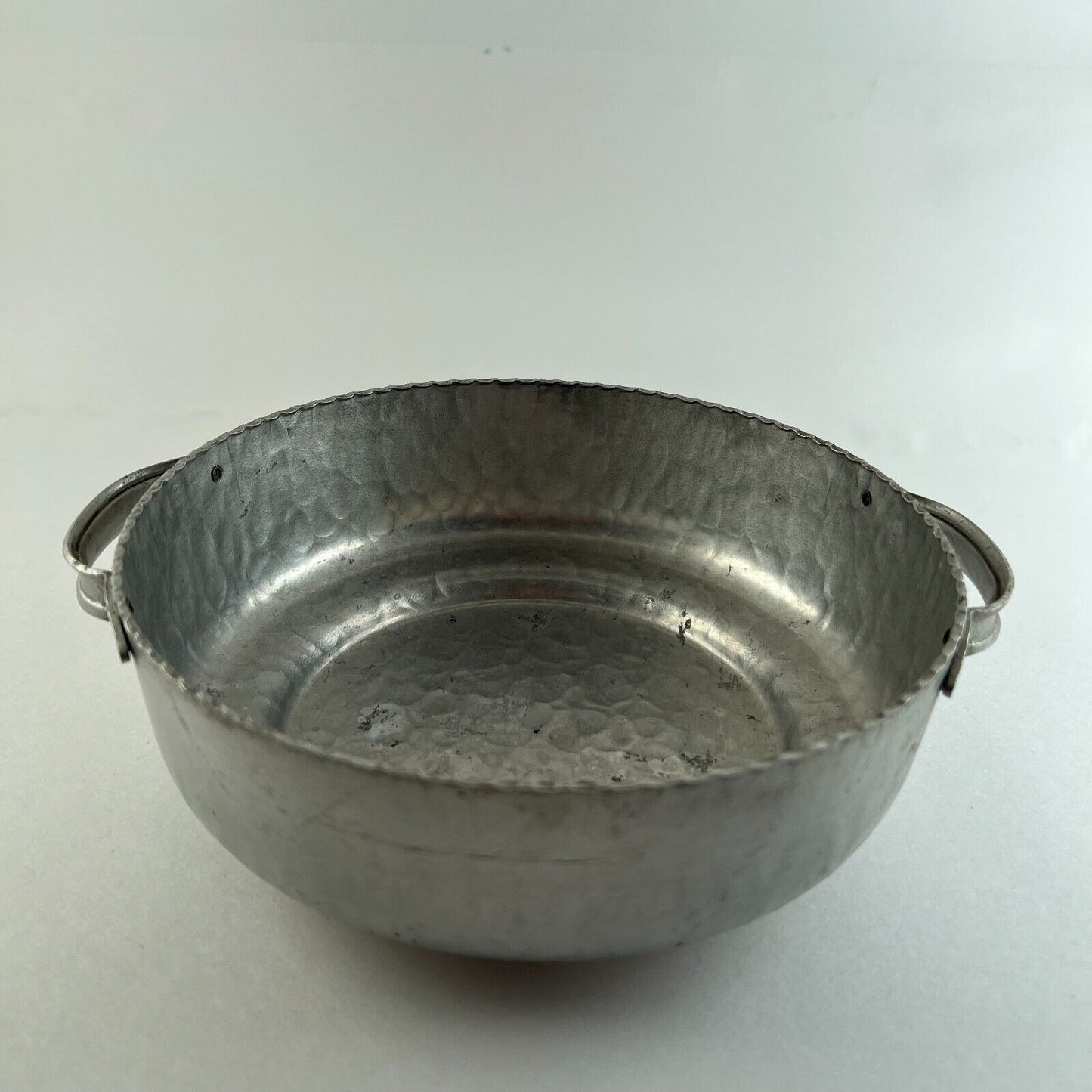 Bowl Hand Wrought By Rodney Kent Hammered Aluminum Tulip Topped Lid Dinnerware