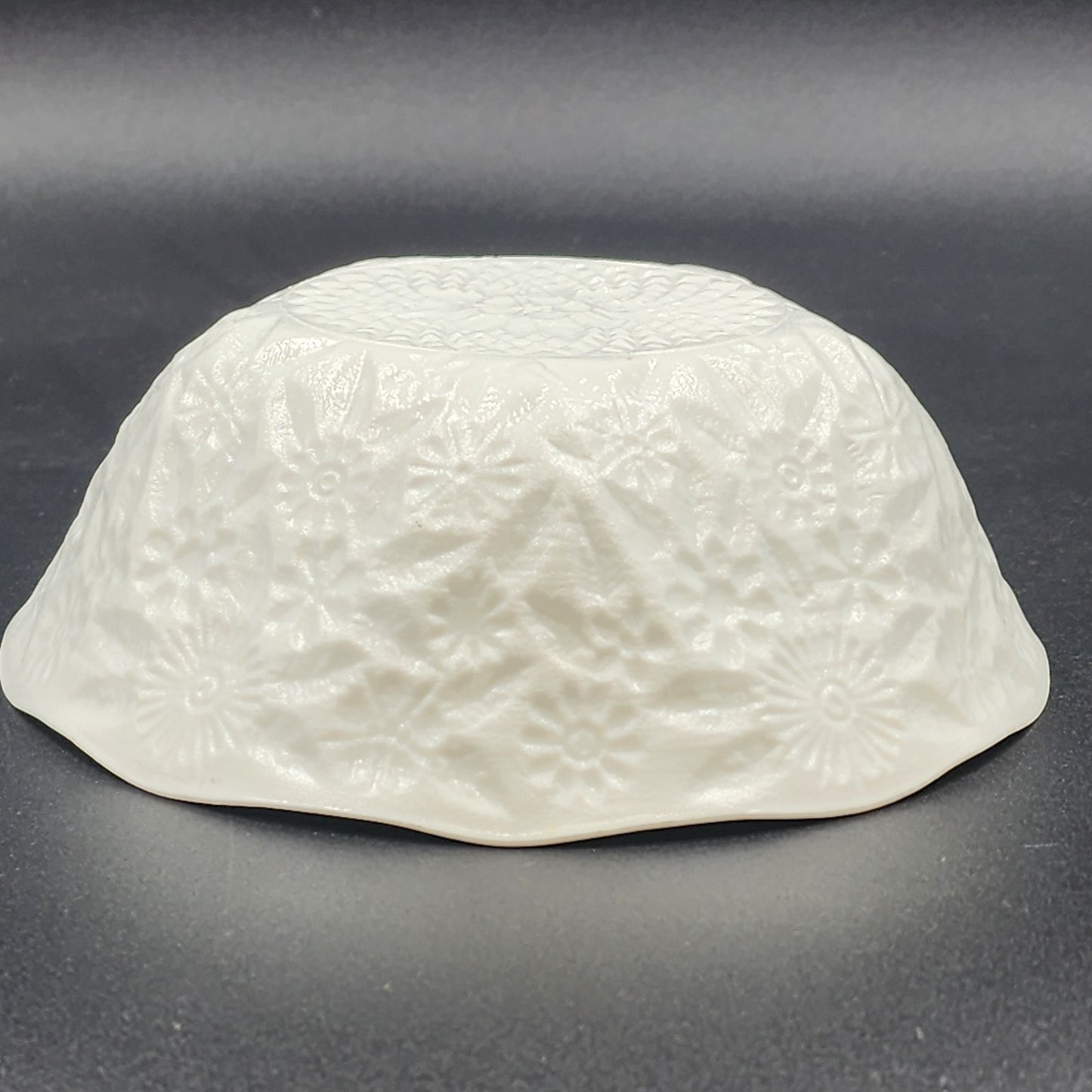 Daisy Imprinted Indiana Milk Glass Serving Bowl 5-Sided 7.5" x 2.5" MCM Vintage