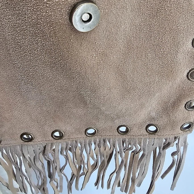 Suede Hippy Boho Chic Tassel Fringe Shoulder Bag Beige Open Rivets Purse Snap