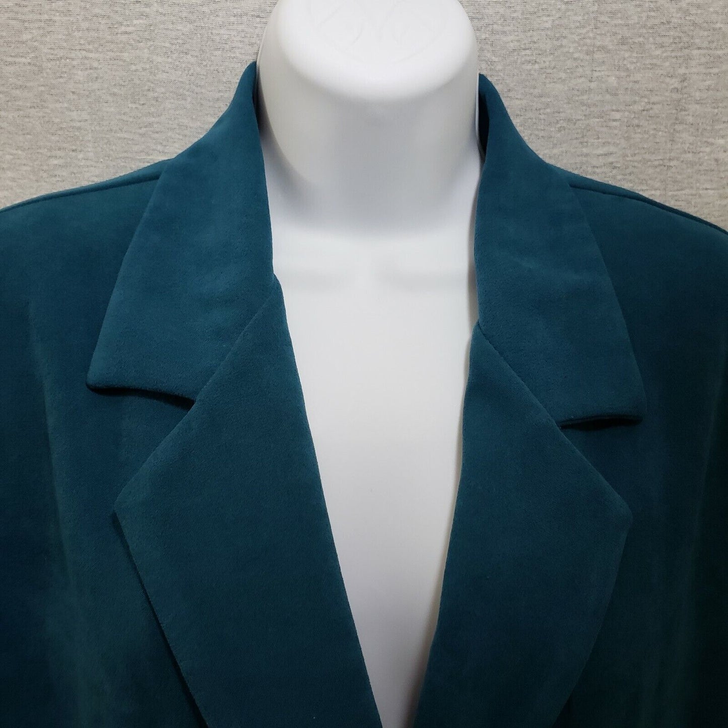Briggs Women 12-P Soft Blue Polyester Button Up Blazer Jacket Shoulder Pads