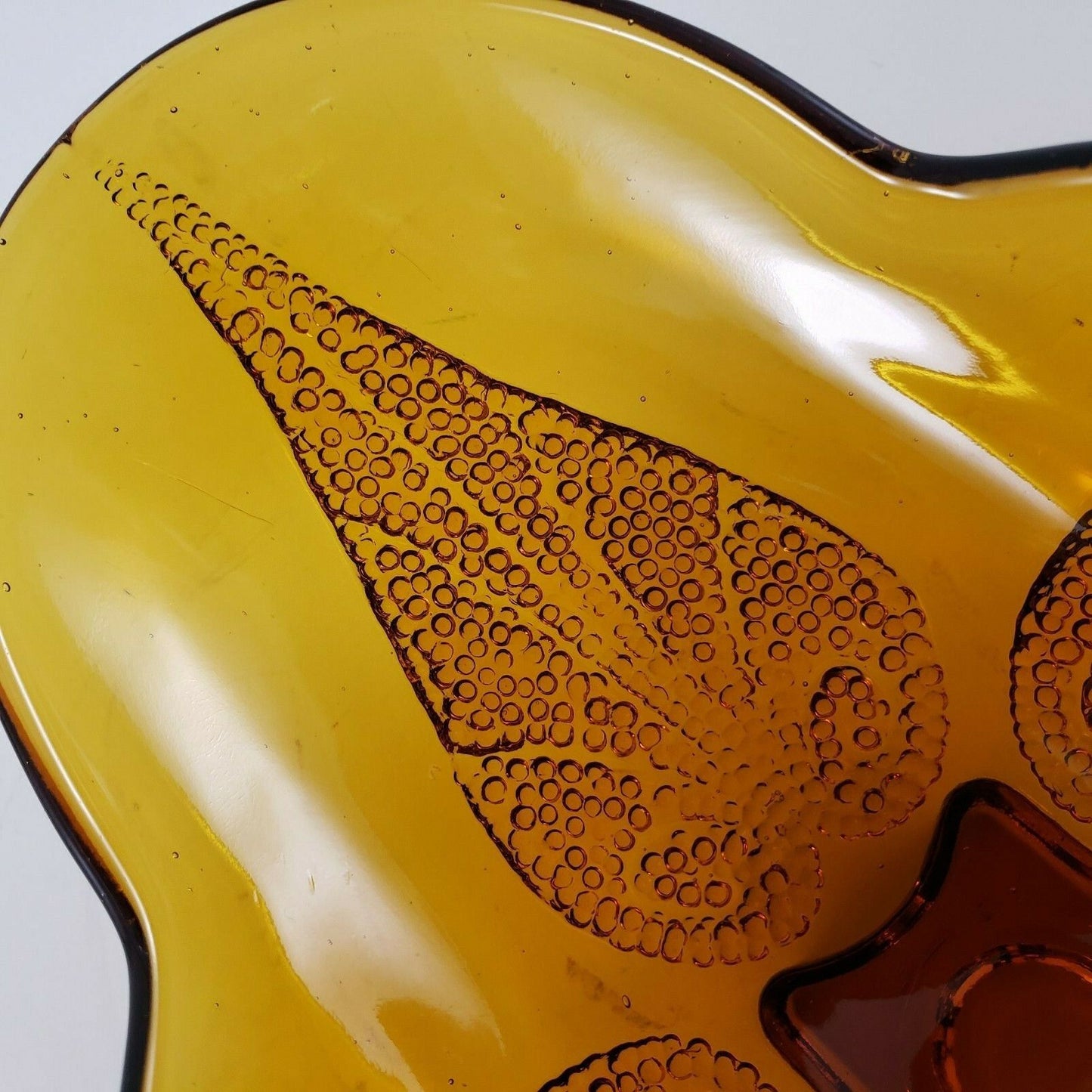 Indiana Glass Dark Amber Stippled Leaf Scalloped Decorative Candy Relish
