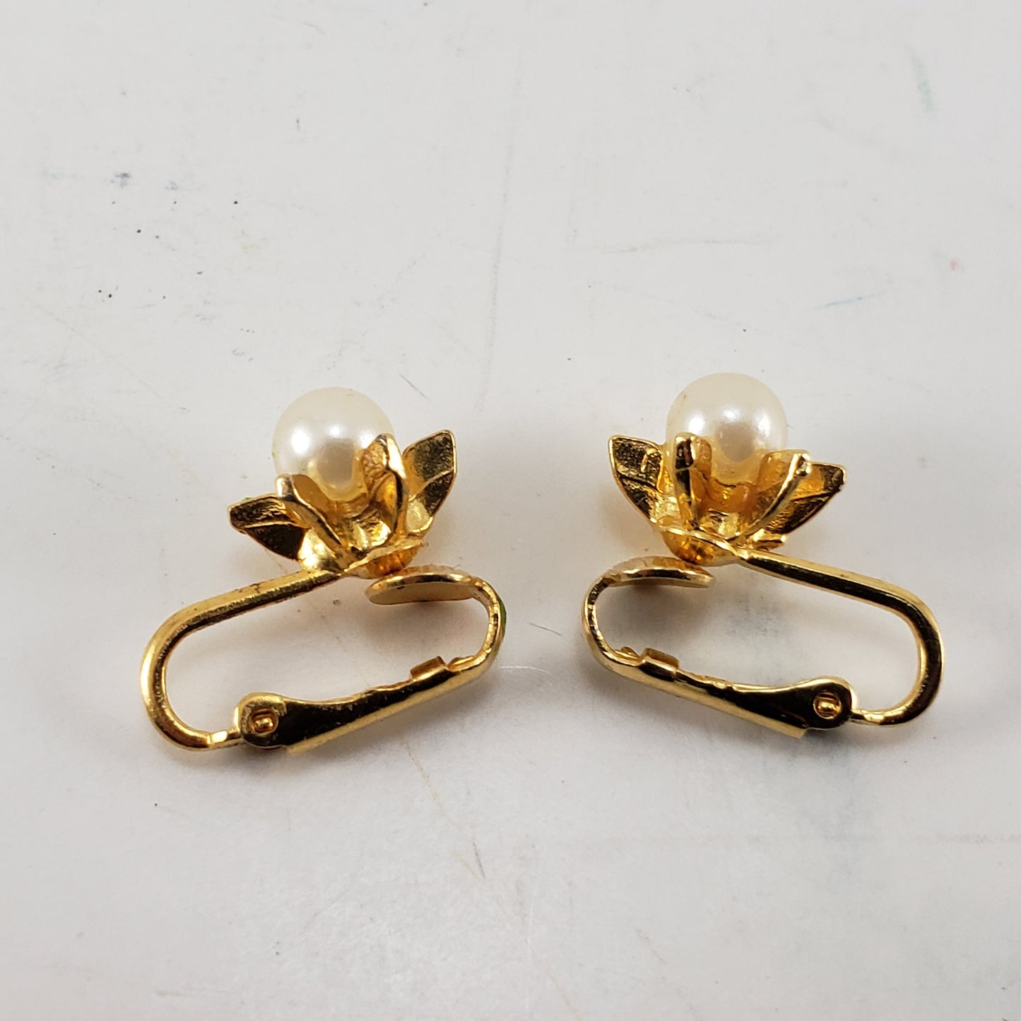 Vintage Gold-tone Clip Earrings Faux Pearl Sun Burst