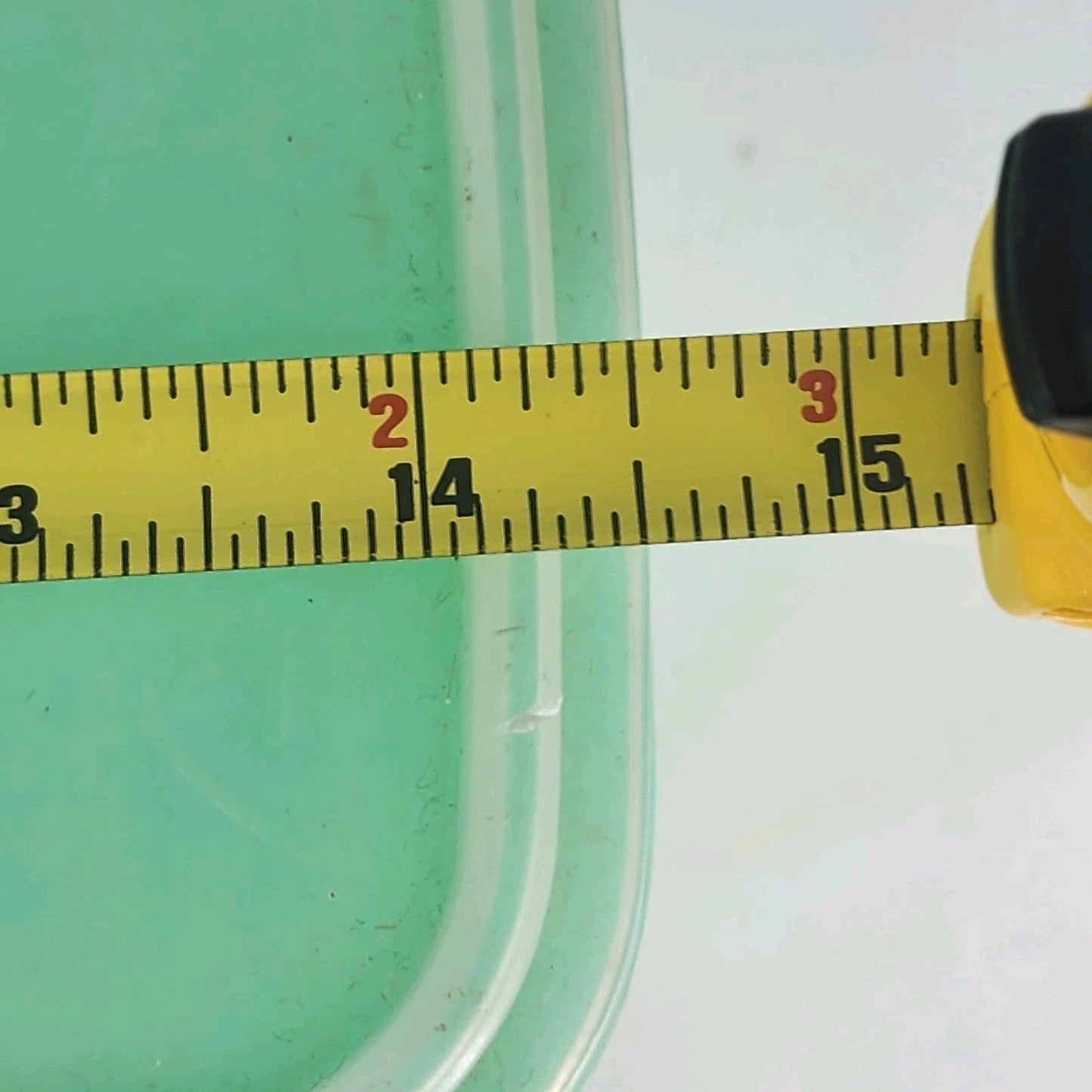 Tupperware 782-7 Celery Keeper Jadeite Green Container Clear Lid No Insert USA