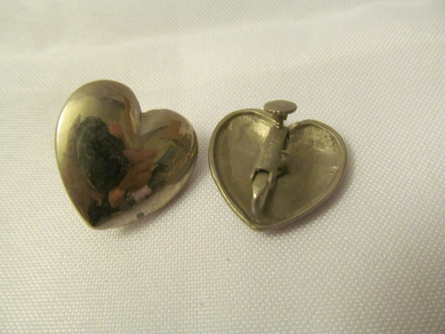 Vintage Silver Dauplais Screw On Earrings Heart Shape 1980's