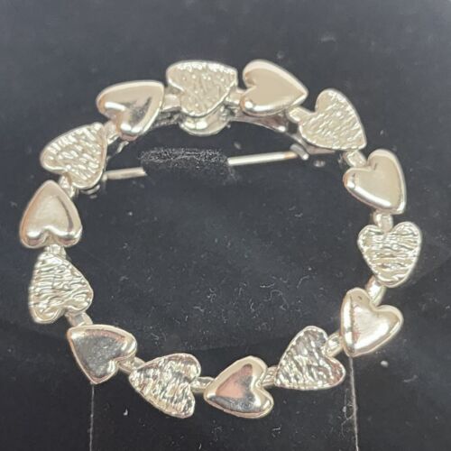Signed GERRY'S Heart Circle Brooch Silver Tone 1.25" Diameter Vintage